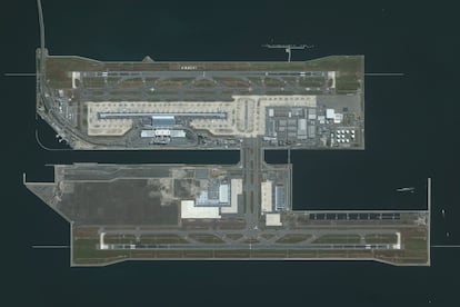 Vista por satélite del aeropuerto internacional Kansai, en Osaka, datada en septiembre de 2016.