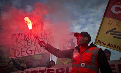 Protesta en París contra la reforma de las pensiones el 10 de diciembre.