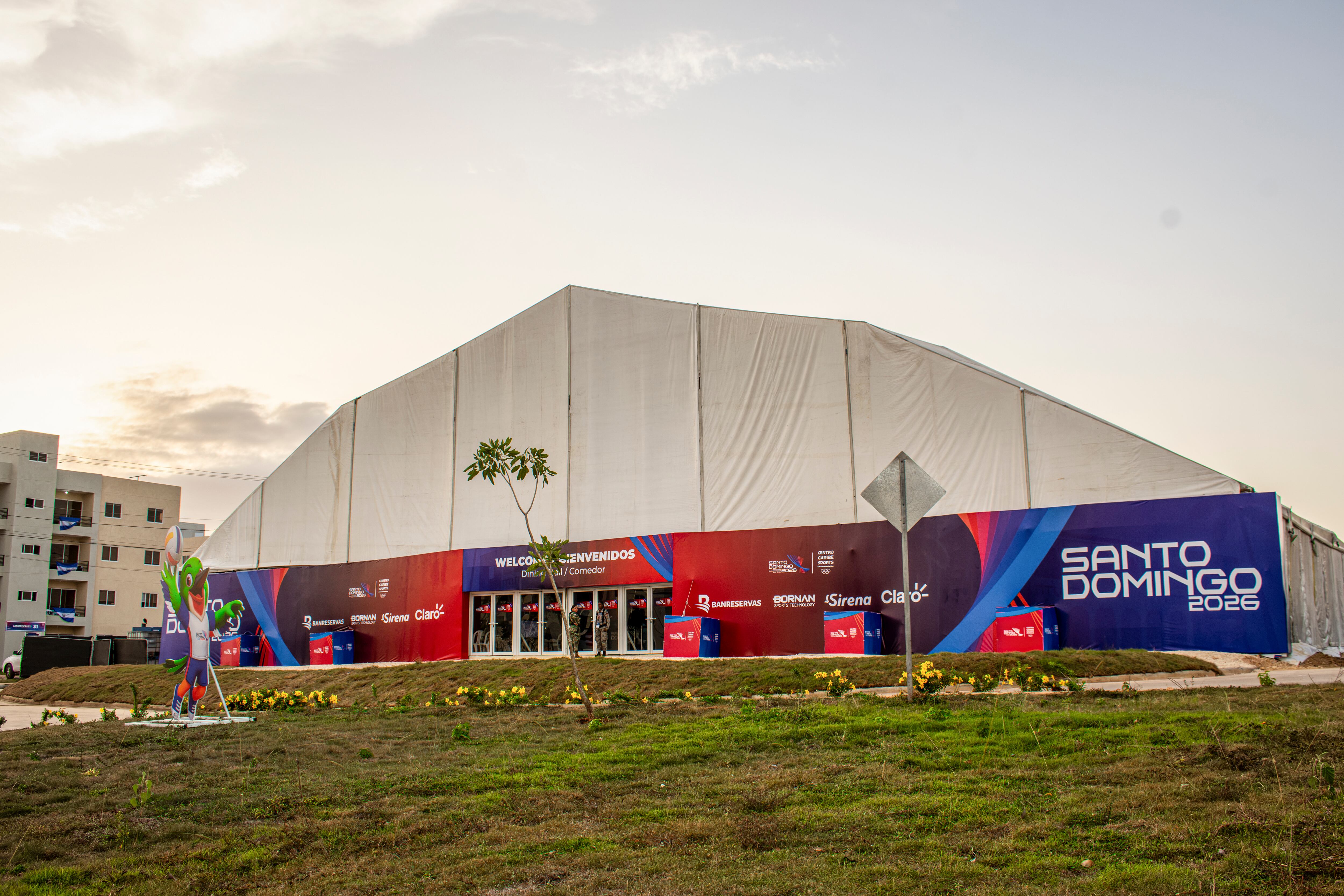 Comedor de la Villa Centroamericana y del Caribe para la competición deportiva.