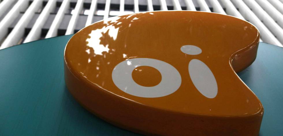 Logo de Oi en una tienda de Río de Janeiro (Brasil). 
