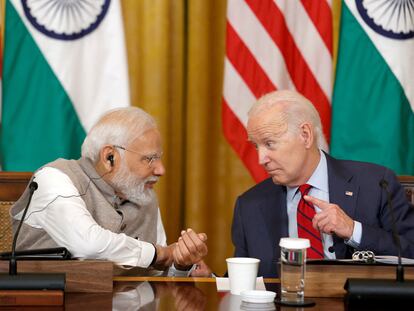 El presidente de Estados Unidos, Joe Biden, y el primer ministro de la India, Narendra Modi, en la Casa Blanca en Washington, Estados Unidos, este viernes.