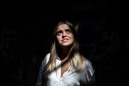 Teresinha Landeira, fadista de la nueva generación, fotografiada en la Alfama, en Lisboa.