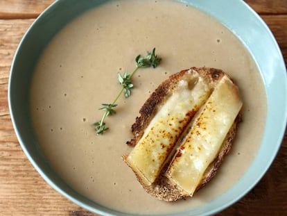 Queso, cebolla y patata: nada puede ir mal