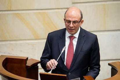 Carlos Camargo durante la plenaria del Senado.