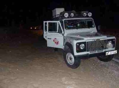 La caravana en la que viajaban los cooperantes fue atacada mientras se dirigían a Dakar. En la foto, el 'jeep' en el que viajaban.