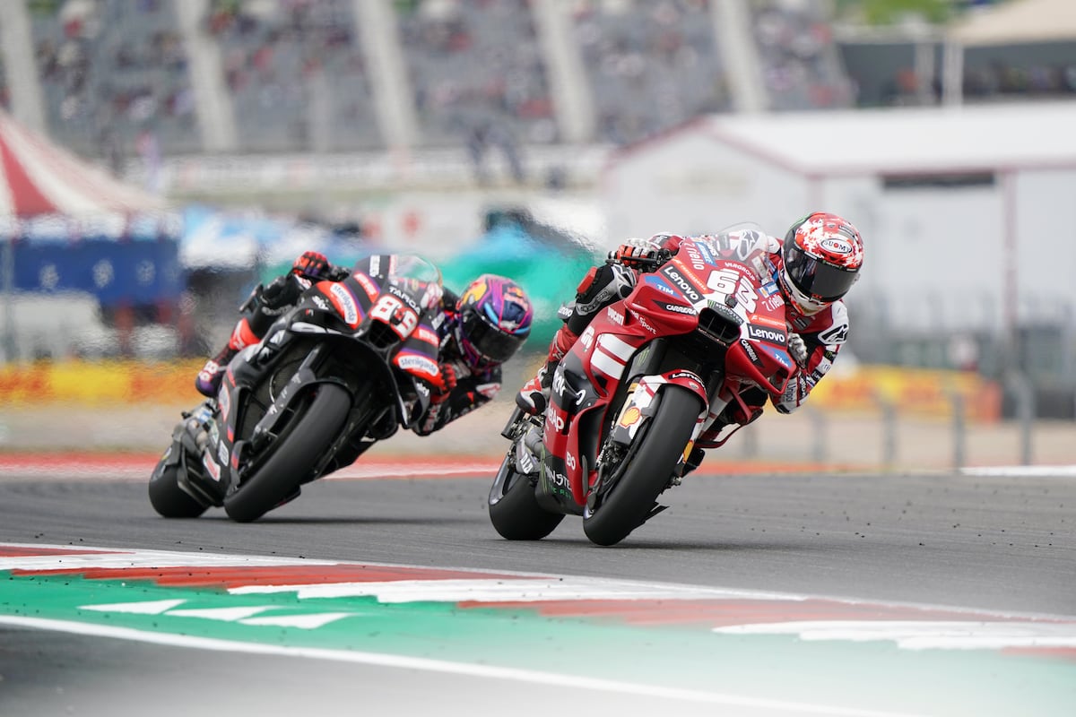 Jorge Martín vuelve a lo grande en el GP de Estados Unidos el día en que el sheriff Marc Márquez la fastidia