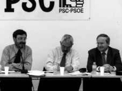B33453 - REUNION EJECUTIVA PSC. Narcis Serra , Pasqual Maragall y Josep Montilla , durante la reunion. Foto: Tejederas