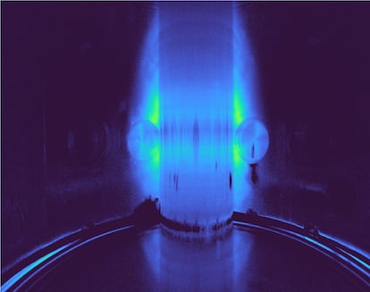 Plasma en el interior del reactor