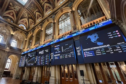 Paneles de la Bolsa de Madrid.