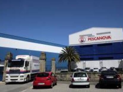 A truck drives out from a factory of Pescanova, a household local name that farms, catches and processes fish, in Chapela, near Vigo, northern Spain April 19, 2013. Picture taken April 19. To match Insight SPAIN-PESCANOVA/      REUTERS/Miguel Vidal (SPAIN - Tags: FOOD BUSINESS) SPAIN-PESCANOVA/