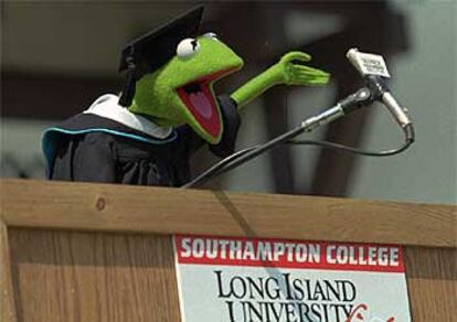 La rana Gustavo, uno de los personajes vendidos por Jim Henson a la compañía, en la Universidad de Southampton.