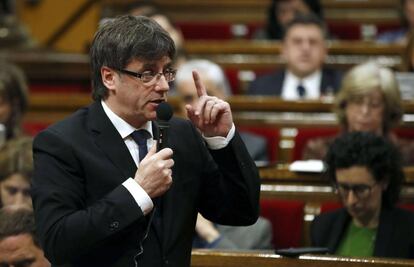 Carles Puigdemont en el Parlament.