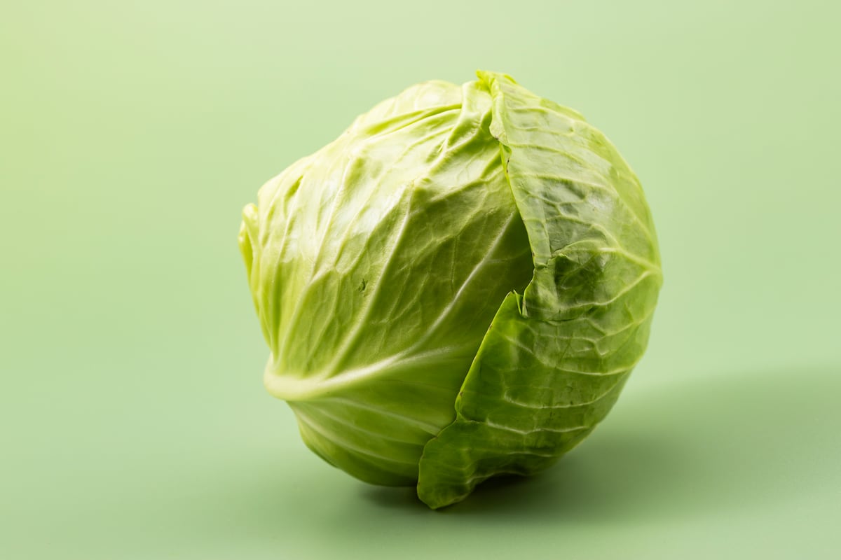 El repollo se cuela en las tendencias del 2026. Así se reinventa esta verdura barata, que ayuda a la salud digestiva