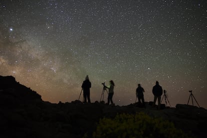 Observación de las estrellas en la isla de La Palma con AstroLaPalma.