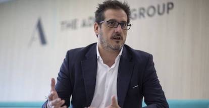 Íker Barricat, director general de Adecco en España en un momento de la entrevista con Cinco Días.