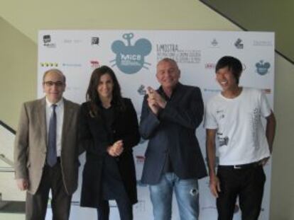 Jesús Alcolea, Nuria Cidoncha, Josep Arbiol y Jin Joo en la presentación de Mice.