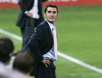 Ernesto Valverde durante un partido del Olympiacos