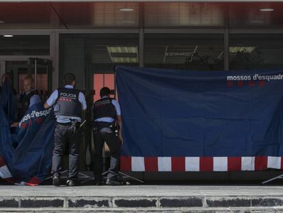 Comisaria de los Mossos d'Esquadra de Cornella del Llobregat donde atacó  Abdelouahab Tayb. 