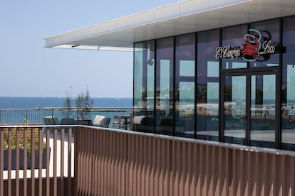 El restaurante El Cangrejo Loco, con vistas al mar.