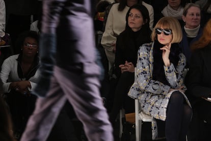 Anna Wintour during a parade at New York Fashion Week in 2008. 
