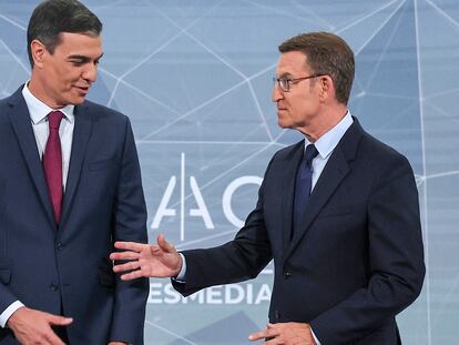 Pedro Sánchez y Alberto Nuñez Feijóo, antes del cara a cara en Atresmedia.