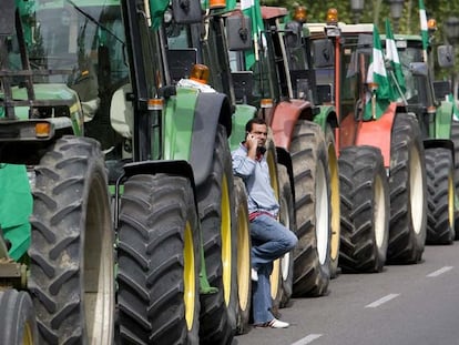 Tractorada para exigir que se adelante el agua de riego