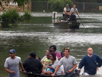 Inundação em Pensacola, Flórida (EUA), no final do mês passado.