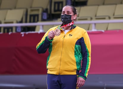 A judoca Meg Emmerich, medalha de bronze neste domingo na categoria acima de 70kg no judô.