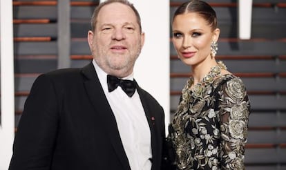 Harvey Weinstein,con su esposa.