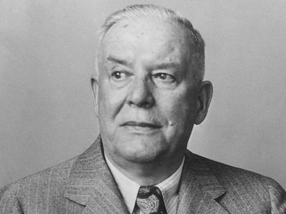 El poeta estadounidense Wallace Stevens (1879-1955).