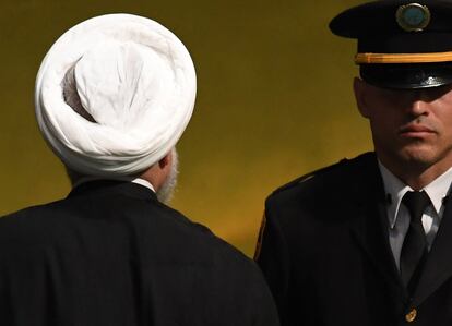 El presidente iraní, Hassan Rouhani, después de dar un discurso durante el Debate General de la 73ª sesión de la Asamblea General en las Naciones Unidas. 