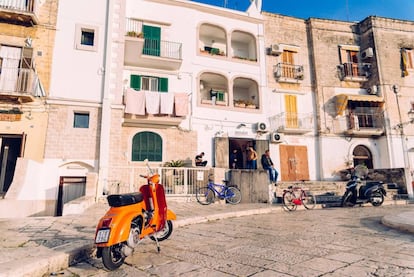 Una plaza en la ciudad italiana de Bari.