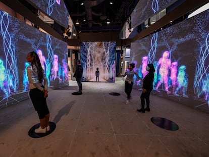 Vista del stand de Dassault Systemes en CES 2024.