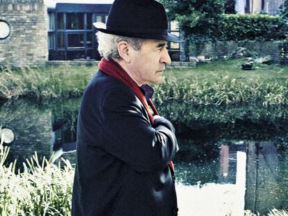 John Banville, un escritor en su guarida