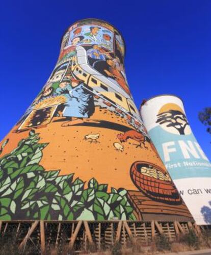 La torre Orlando Power Station de Johanesburgo.