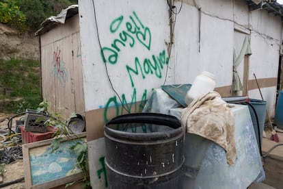 Un tambo que Maria Elena utiliza para almacenar agua.