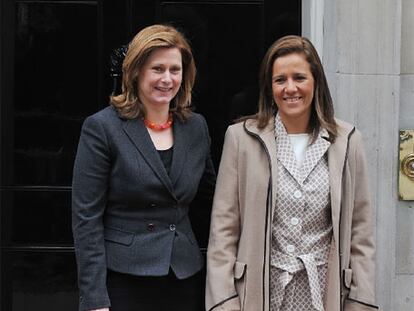 Sarah Brown y Margarita Zavala.