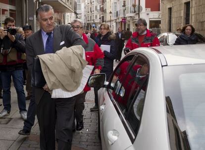 Luis Bárcenas, tras prestar declaración en el Tribunal Superior de Justicia de Castilla y León.
