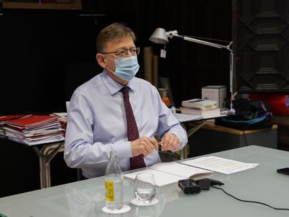 El presidente de la Generalitat valenciana, Ximo Puig, en su despacho de Presidencia.