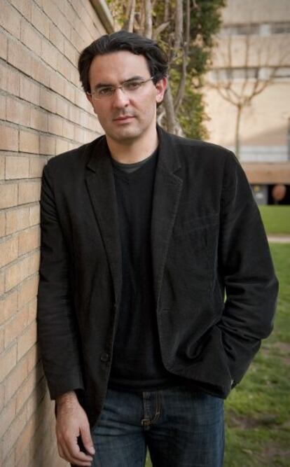 El escritor Juan Gabriel Vásquez en Barcelona, en marzo de 2011.