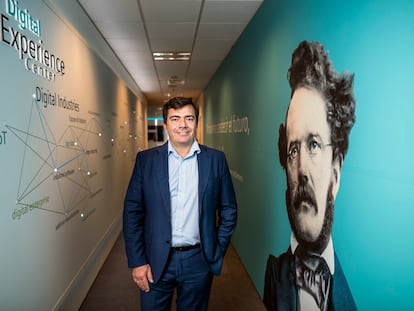 Agustín Escobar, presidente de Siemens España, en la sede de la empresa en Tres Cantos (Madrid).