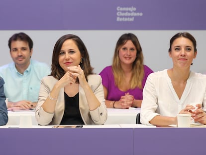 La secretaria de Organización de Podemos, Lilith Verstrynge, la líder del partido, Ione Belarra, y su 'número dos', Irene Montero, el pasado septiembre.