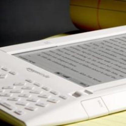 El lector de libros digitales Kindle de Amazon