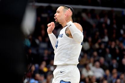 Memphis Grizzlies forward Dillon Brooks (24) gestures toward Dallas Mavericks players in the second half of an NBA basketball game Monday, March 20, 2023, in Memphis, Tenn.