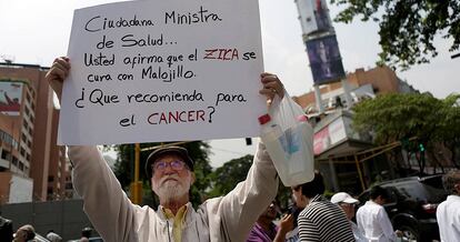 Protesta por la falta de medicamentos en Caracas (Venezuela), el 13 de abril de 2016.