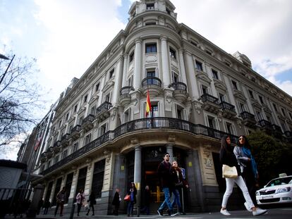 Sede de la Comisión Nacional de los Mercados y la Competencia (CNMC) en Madrid, en una imagen de archivo.