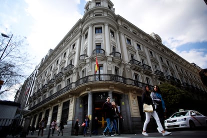 Fachada de la Comisión Nacional de los Mercados y la Competencia (CNMC), en Madrid.