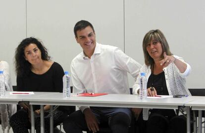 Pedro S&aacute;nchez y la alcaldesa de l&#039;Hospitalet, N&uacute;ria Mar&iacute;n.