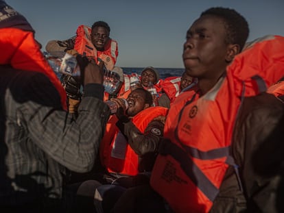 Rescate de migrantes procedentes de Gambia.