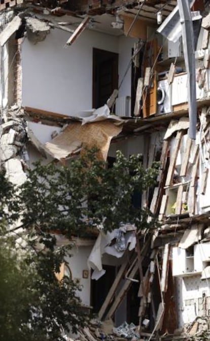 El edificio de Carabanchel tras el derrumbe.